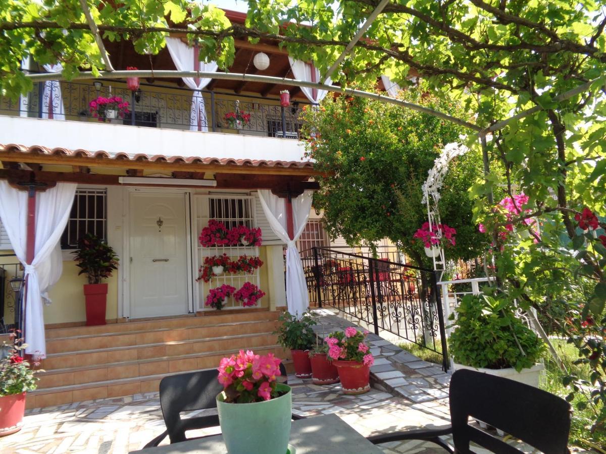 Villa Cato Sarandë Buitenkant foto